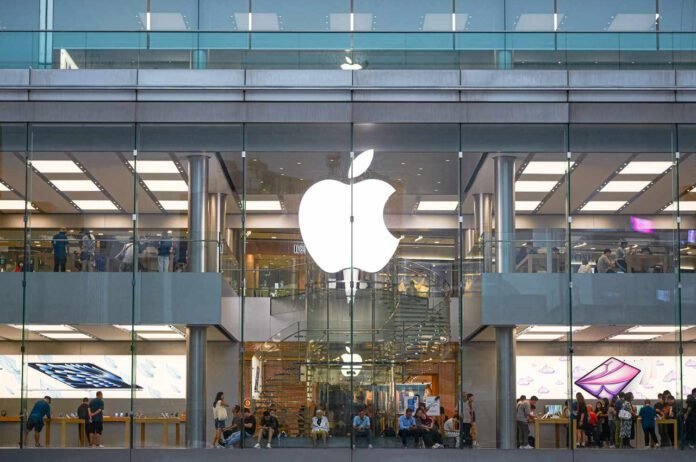 WBB Apple beats earnings forecasts as iPhone 17 demand surges