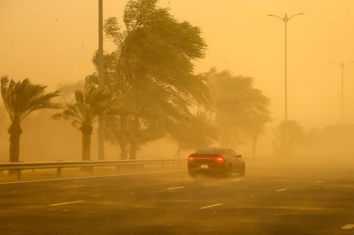 WBB UAE weather alert High temperatures and dusty winds predicted in the UAE