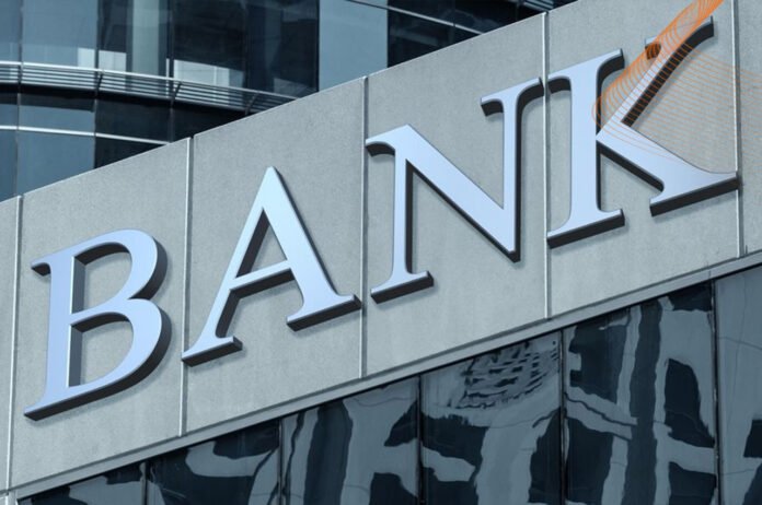 WBB.Which Bank is Best for Salary Account in UAE to Maximize Cashback and Benefits